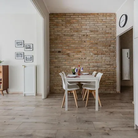 Apartament Cabletownbuda - Design With Ac, Balcony Budapeszt