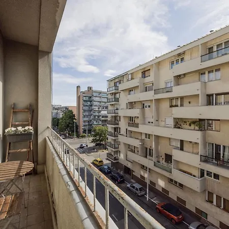 Cabletownbuda - Design With Ac, Balcony *